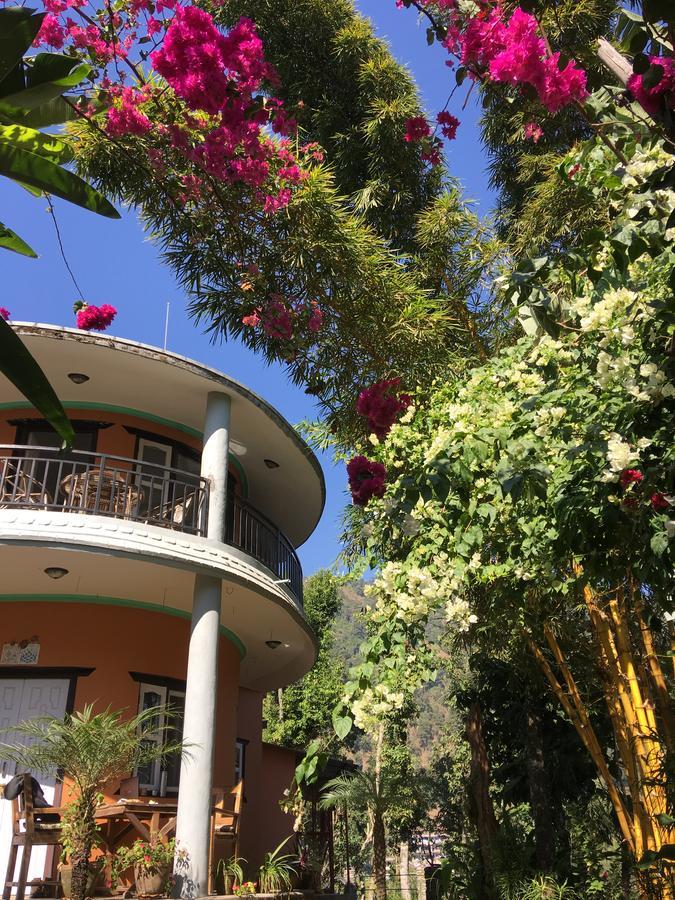 Hidden Paradise Guest House โพคารา ภายนอก รูปภาพ