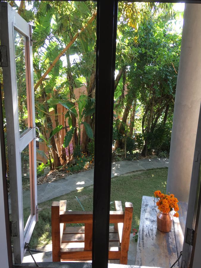 Hidden Paradise Guest House โพคารา ภายนอก รูปภาพ