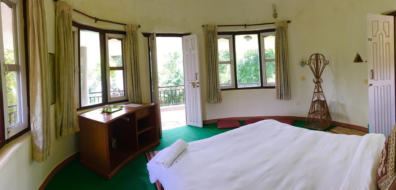 Hidden Paradise Guest House โพคารา ภายนอก รูปภาพ